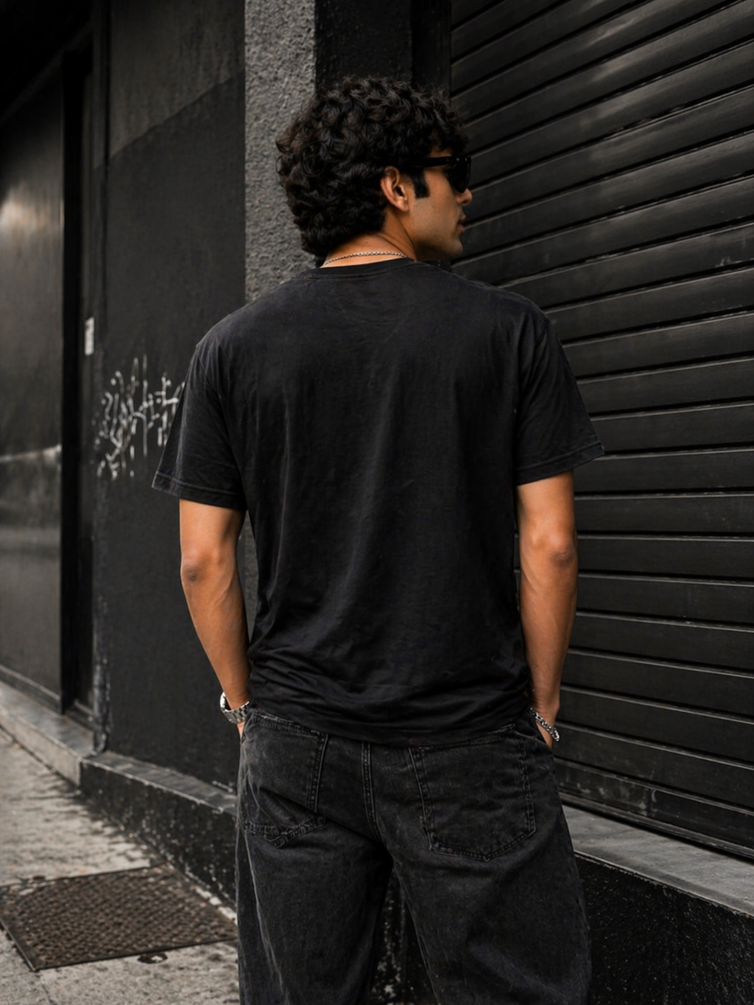 Icon Star Classic Tee – Black